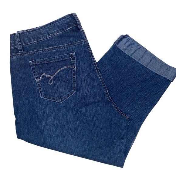 BANDOLINO Cuffed Denim Capri Jeans Dark Wash Mid Rise SZ 14 Average Blue - Picture 3 of 5